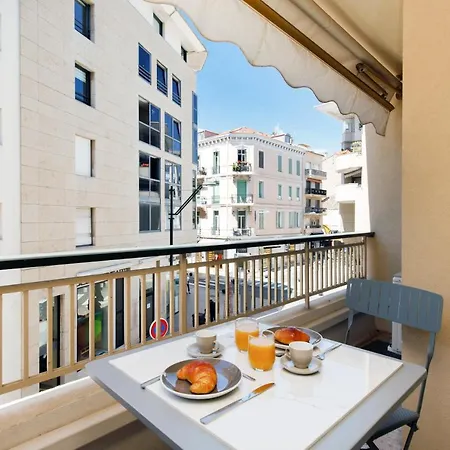 Antares S Yourhosthelper Apartment *